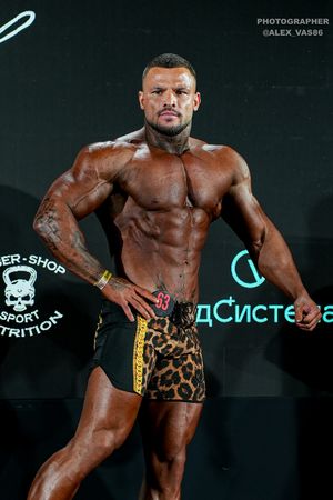 MEN'S PHYSIQUE 179 STARS